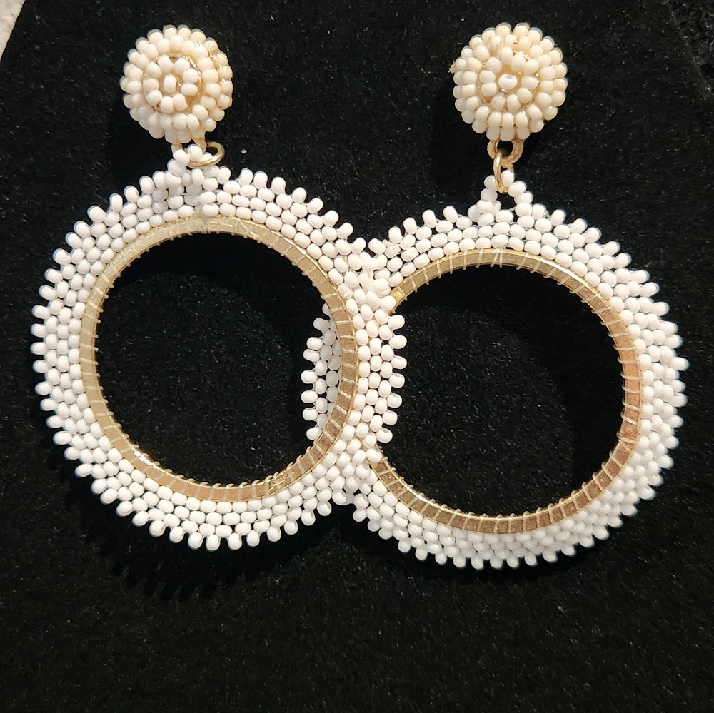 Vintage White & Goldtone Beaded Stud Circle Dangle Earrings